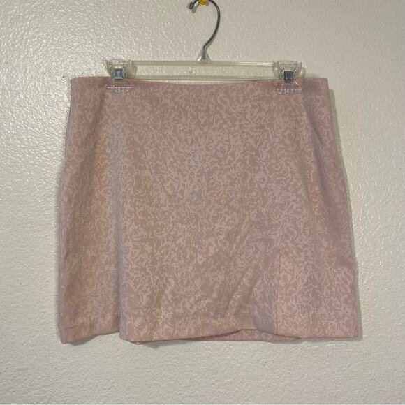 House of Harlow 1960 Anthropologie Pale Pink Patterned Mini Skirt Size Medium - Picture 1 of 5